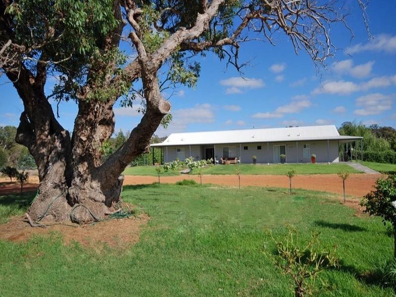 14 Brook Court, Williams WA 6391