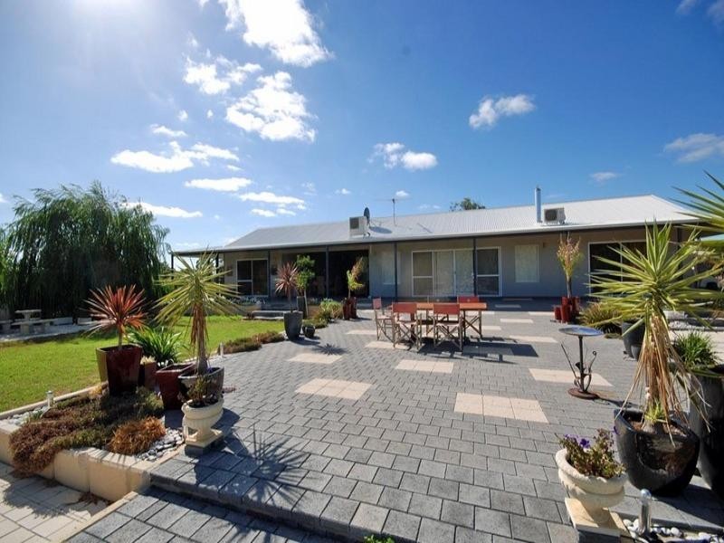 14 Brook Court, Williams WA 6391