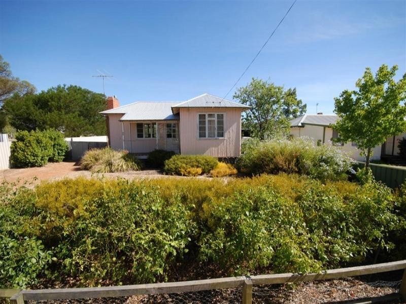 60 Fox Street, Narrogin WA 6312