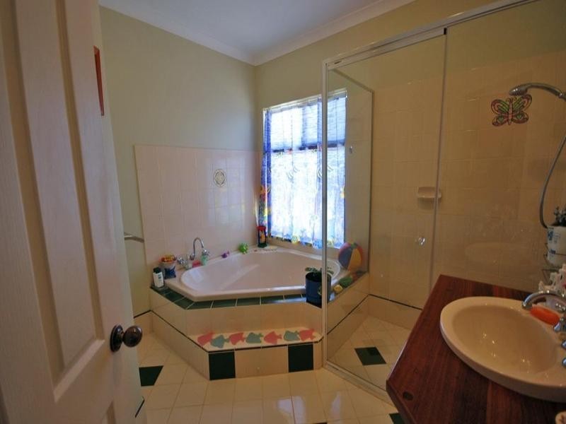 9 Moss Parade, Wickepin WA 6370