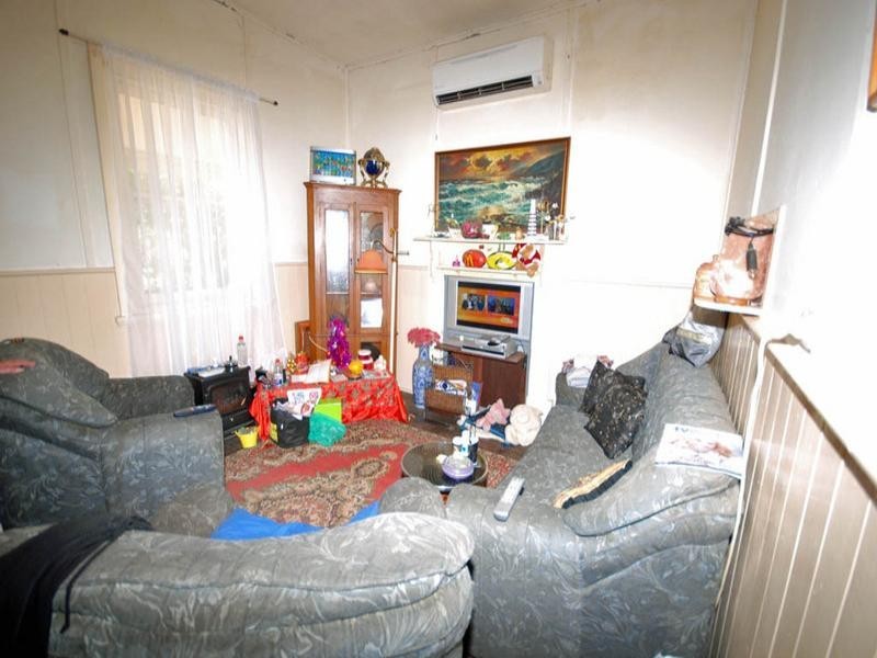 21 Sewell Street, Yealering WA 6372