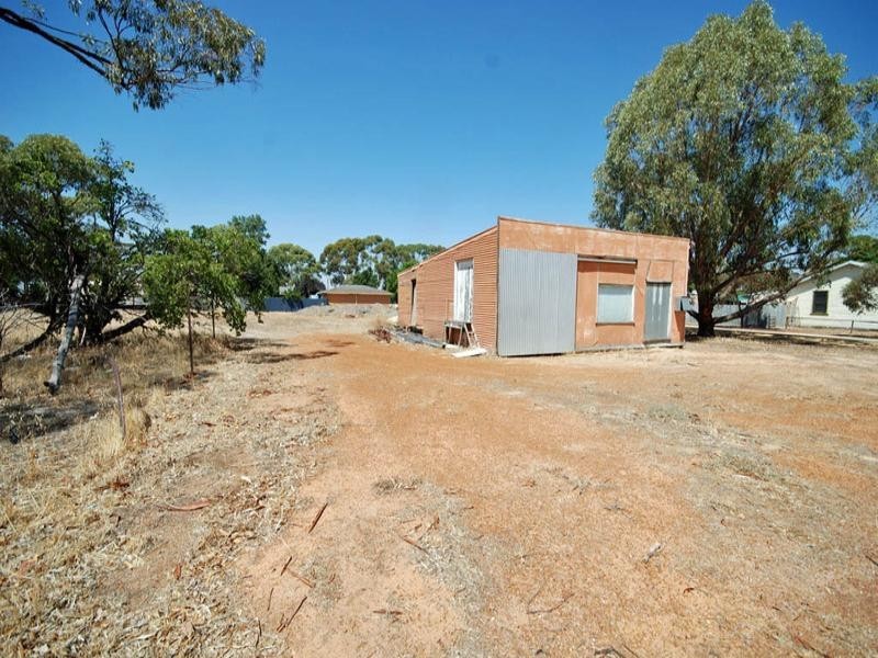 30 Roberts Street, Yealering WA 6372