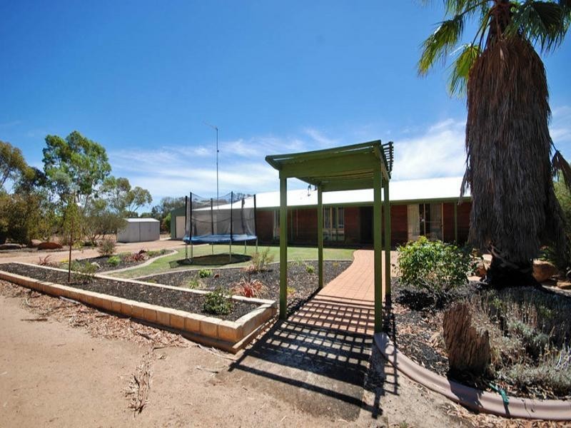 78 Munro Street, Cuballing WA 6311