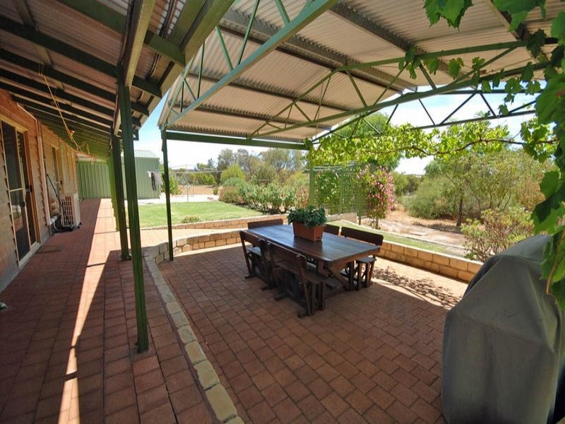 78 Munro Street, Cuballing WA 6311