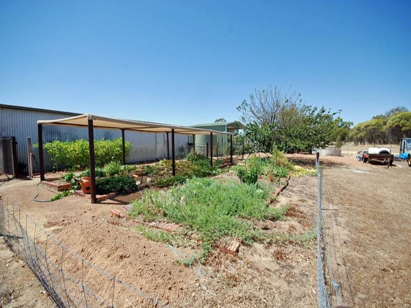 25 Hotham Street, Popanyinning WA 6309