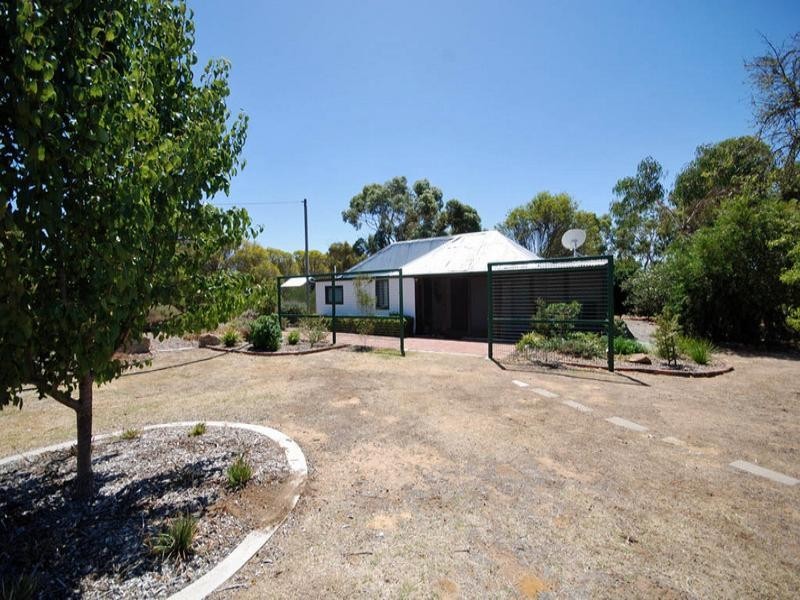 25 Hotham Street, Popanyinning WA 6309