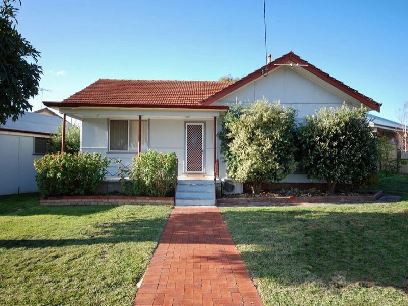 43 Doney Street, Narrogin WA 6312