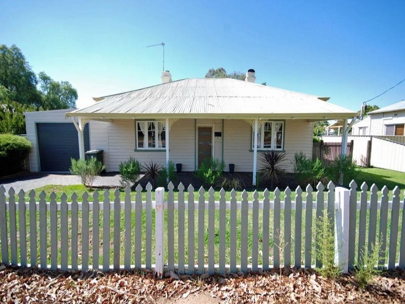 15 Glyde Street, Narrogin WA 6312