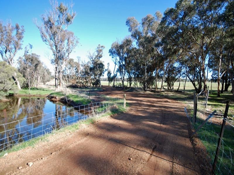 10983 Albany Highway, Williams WA 6391