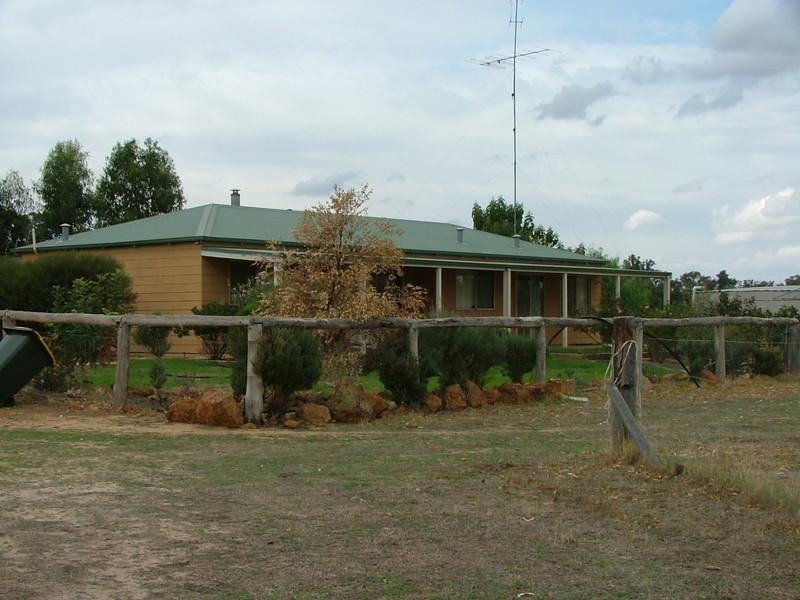 142 Twin Bridges Place, Boddington WA 6390