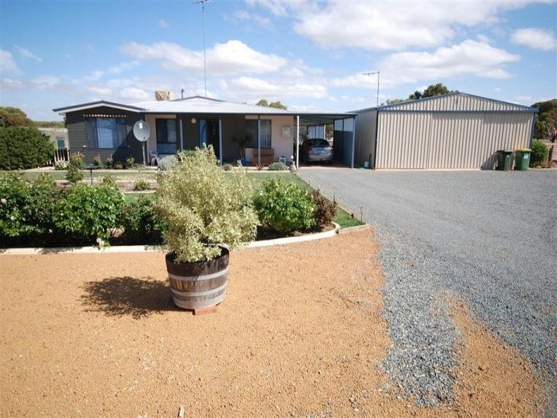 26 Curlew Way, Wickepin WA 6370