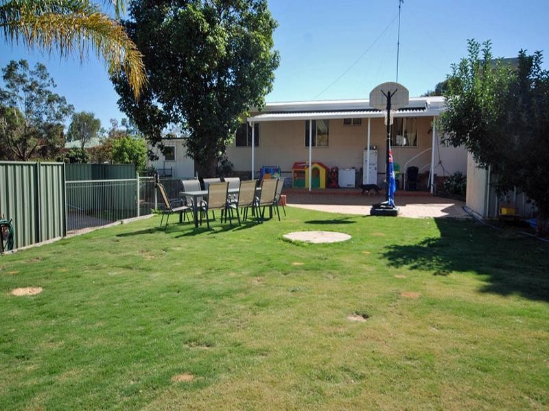 62 Argus Street, Narrogin WA 6312