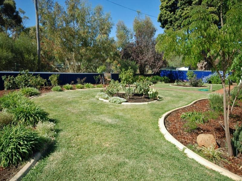 62 Argus Street, Narrogin WA 6312