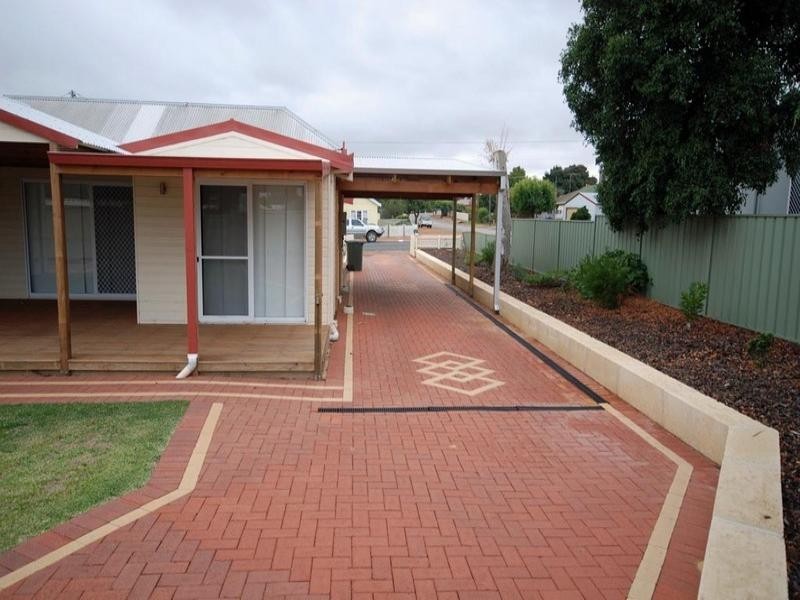 38 Doney Street, Narrogin WA 6312