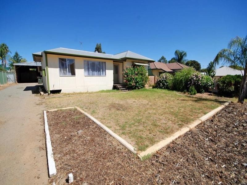 58 Fox Street, Narrogin WA 6312