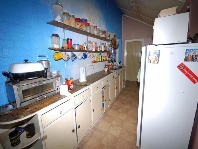 3 Felspar Street, Narrogin WA 6312