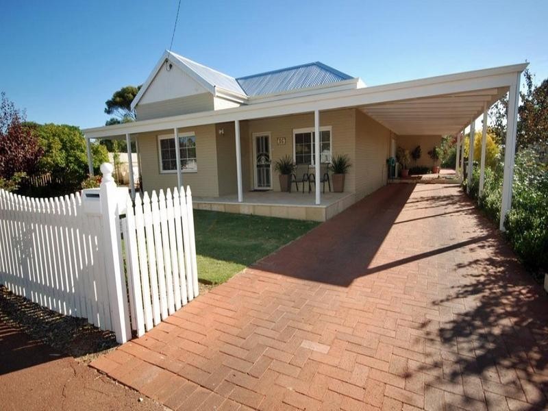 36 Furnival Street, Narrogin WA 6312