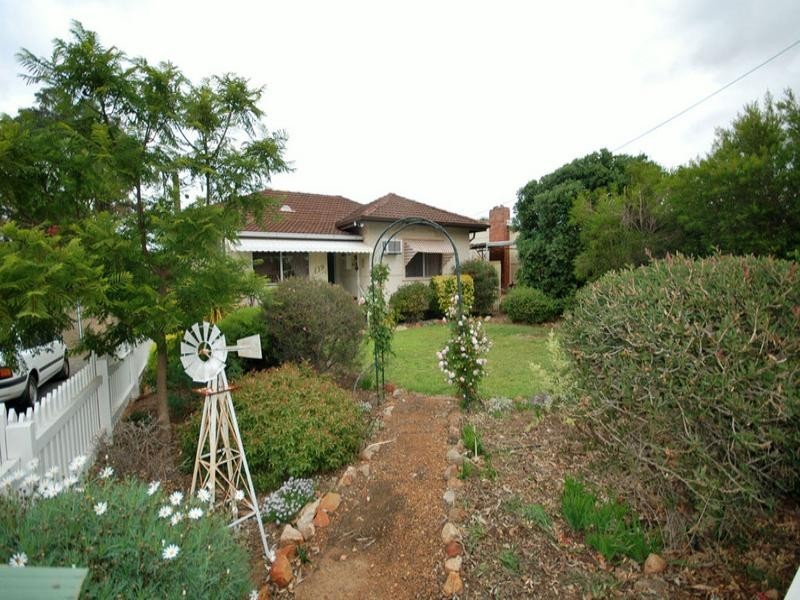 139 Clayton Road, Narrogin WA 6312