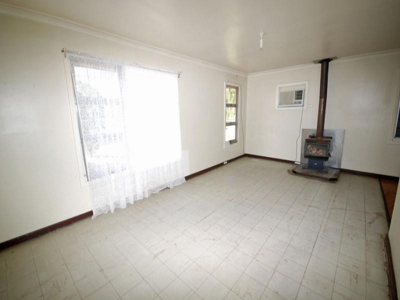 12 Clark Street, Narrogin WA 6312