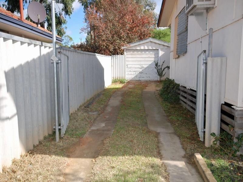 12 Clark Street, Narrogin WA 6312