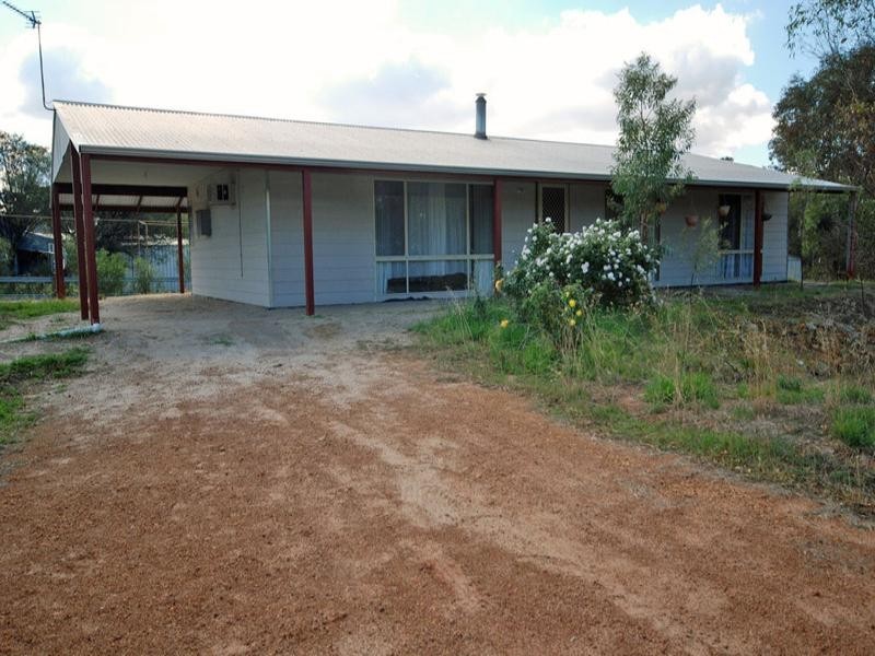 25 Ridley Street, Cuballing WA 6311