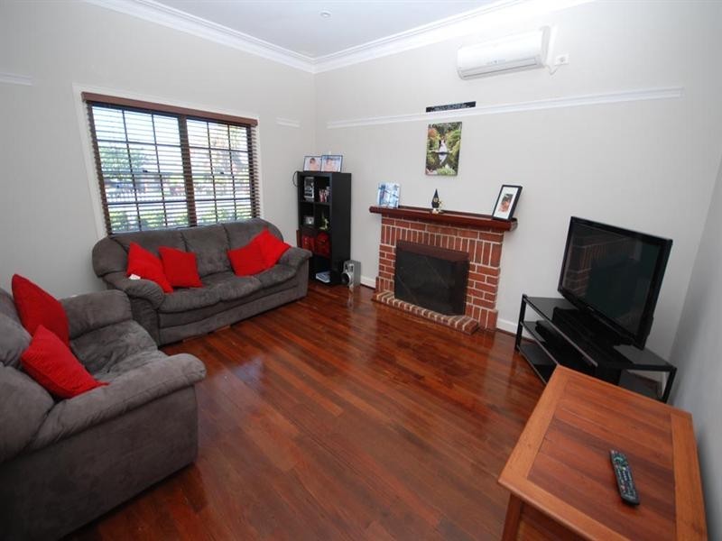 51 Ensign Street, Narrogin WA 6312