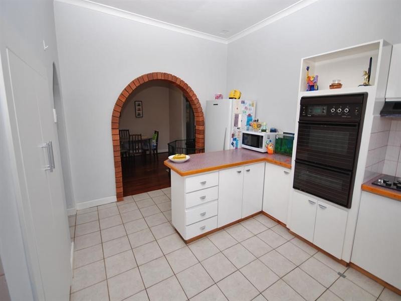 51 Ensign Street, Narrogin WA 6312