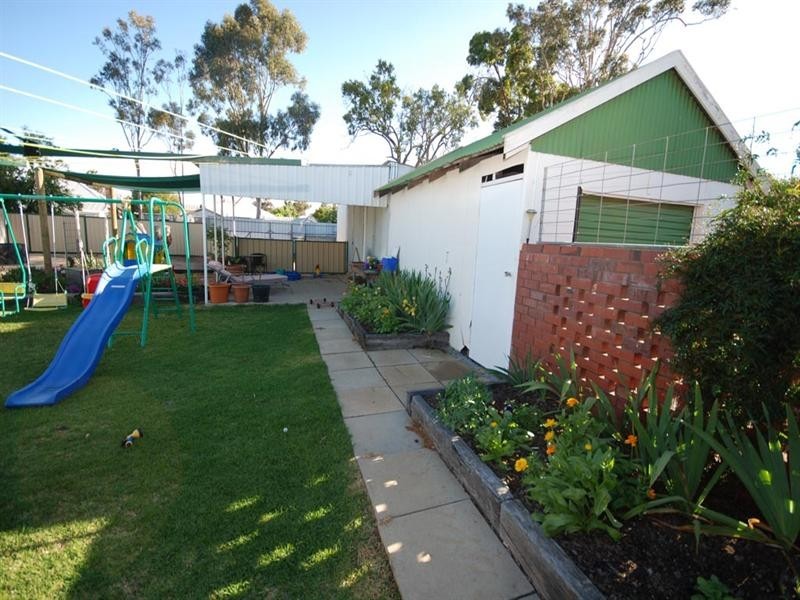 51 Ensign Street, Narrogin WA 6312