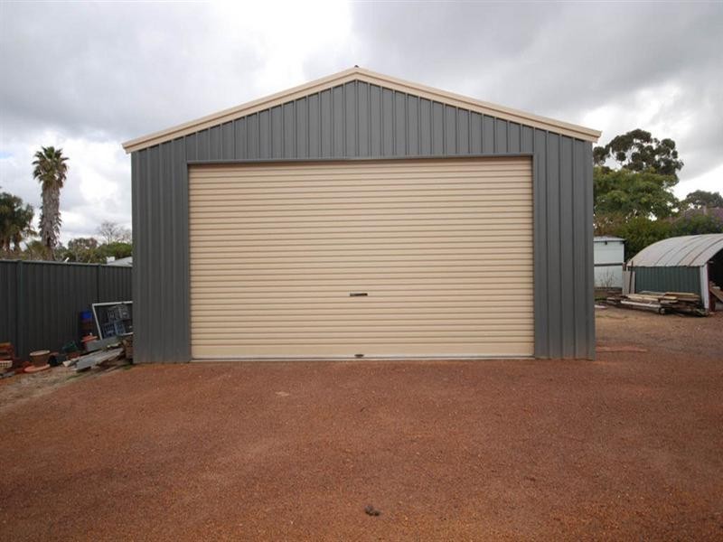 43 Furnival Street, Narrogin WA 6312