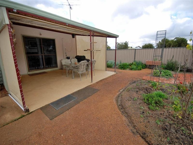 43 Furnival Street, Narrogin WA 6312