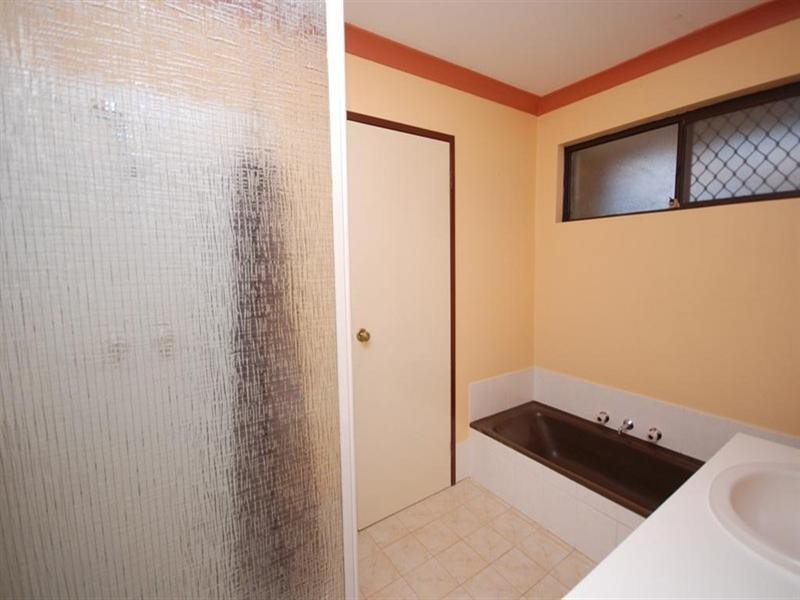 133 Narrakine Road, Narrogin WA 6312