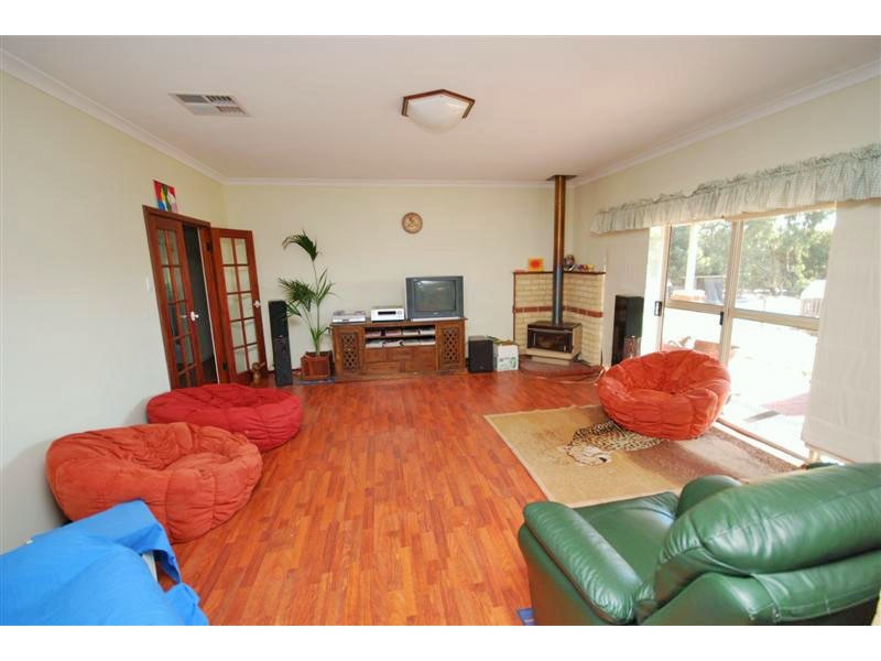 61 Katta Road, Narrogin WA 6312