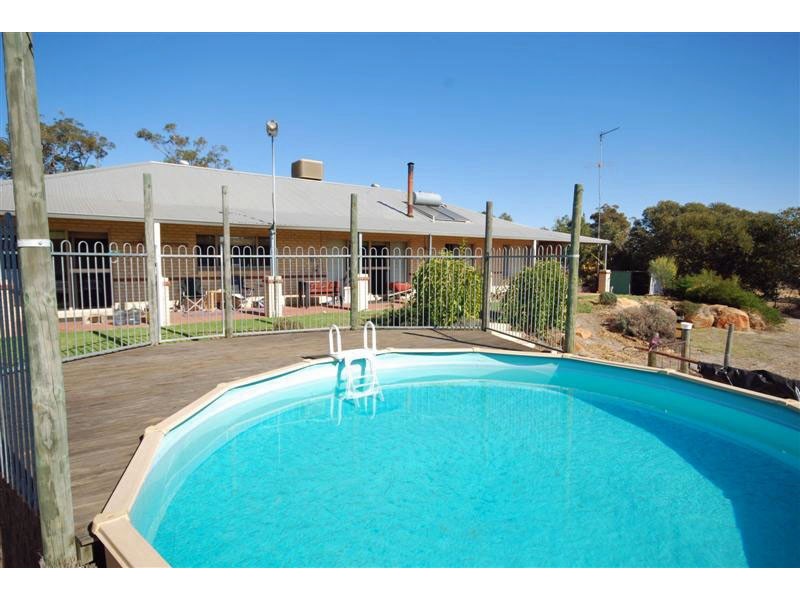 61 Katta Road, Narrogin WA 6312