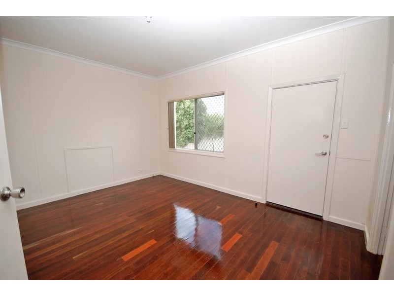 11 Dale Street, Narrogin WA 6312