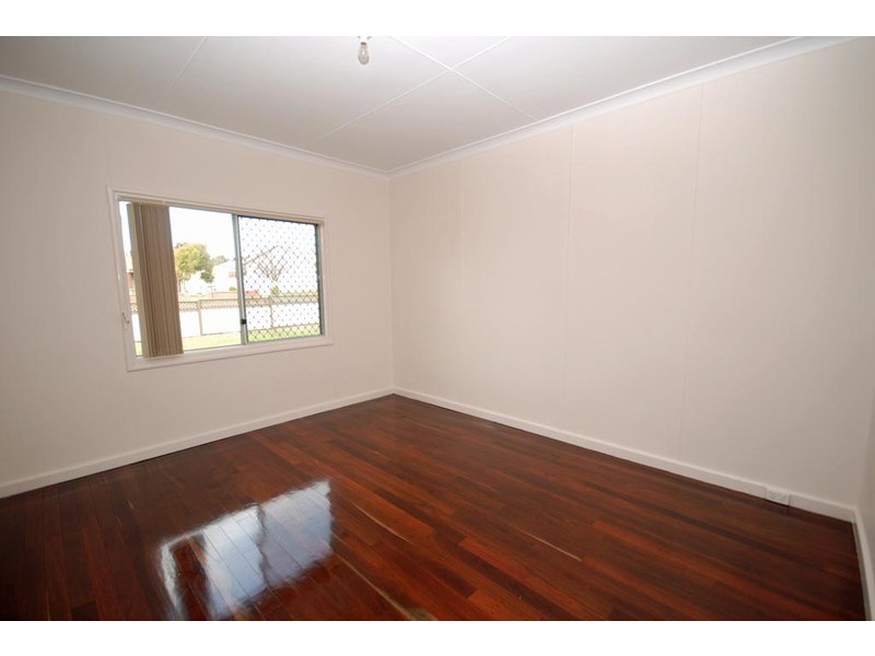 11 Dale Street, Narrogin WA 6312