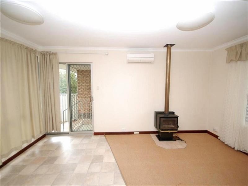 2B Lock Street, Narrogin WA 6312