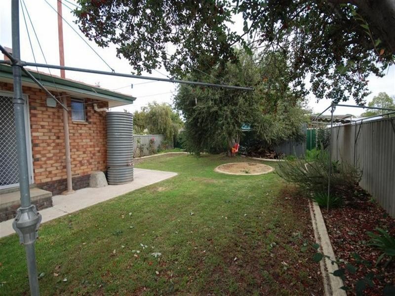 2B Lock Street, Narrogin WA 6312