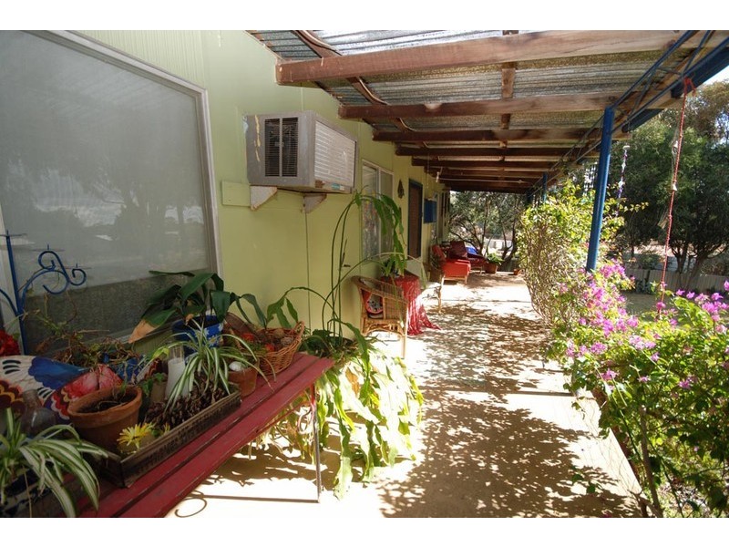 18 Connor Street, Yealering WA 6372