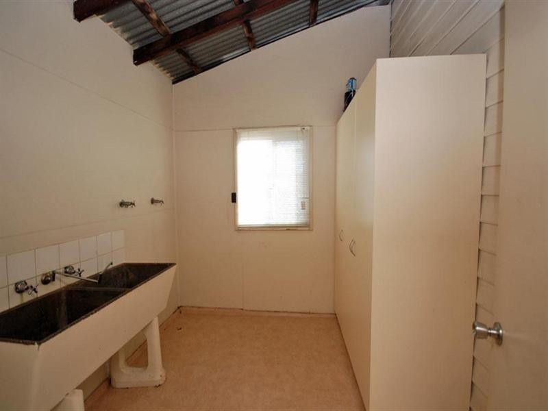 8 Grant Street, Narrogin WA 6312