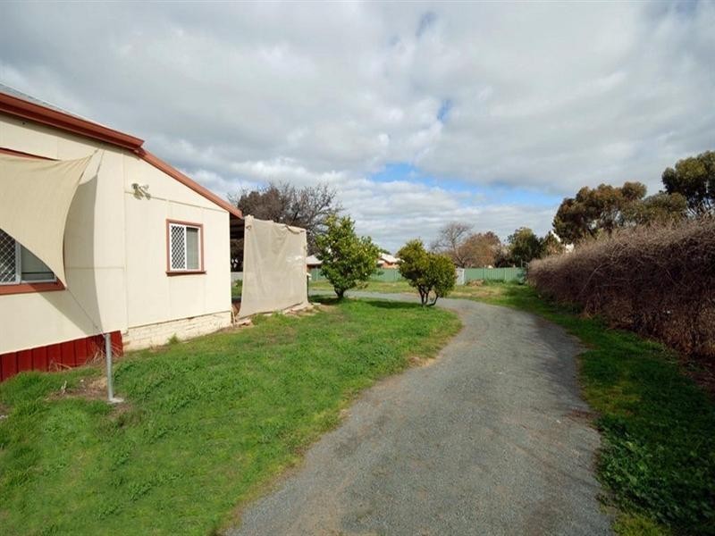 8 Grant Street, Narrogin WA 6312