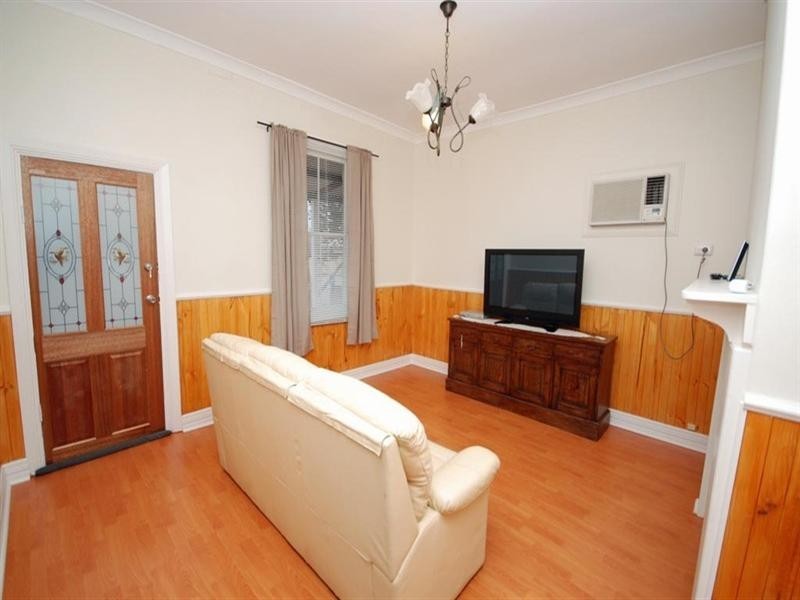 25 Doney Street, Narrogin WA 6312