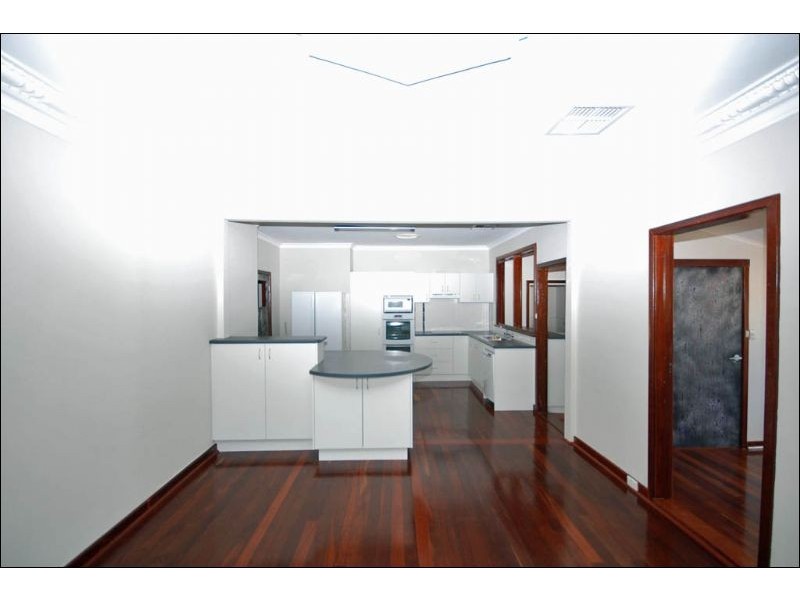 34 Albany Highway, Williams WA 6391