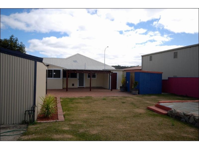 34 Albany Highway, Williams WA 6391