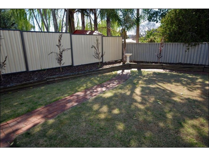 17 Glyde Street, Narrogin WA 6312