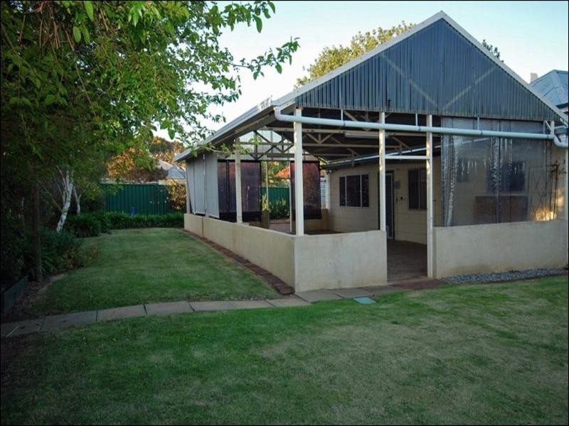 15 Furnival Street, Narrogin WA 6312