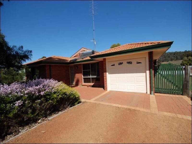 14 Greenstone Way, Boddington WA 6390