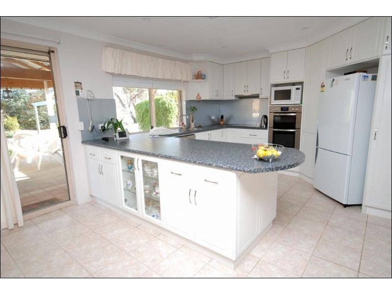 42 Corrie Street, Cuballing WA 6311