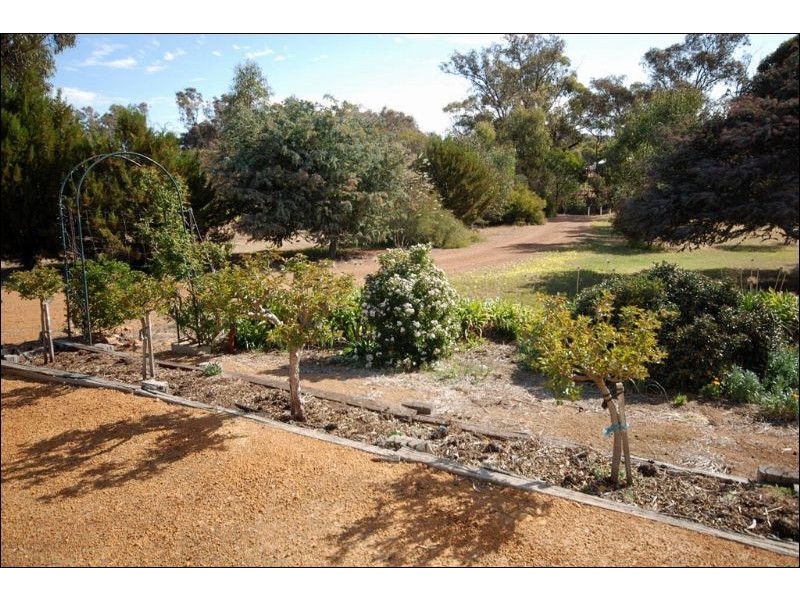 42 Corrie Street, Cuballing WA 6311