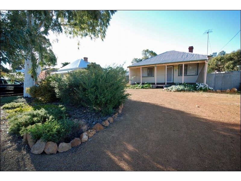 51 Johnston Street, Wickepin WA 6370
