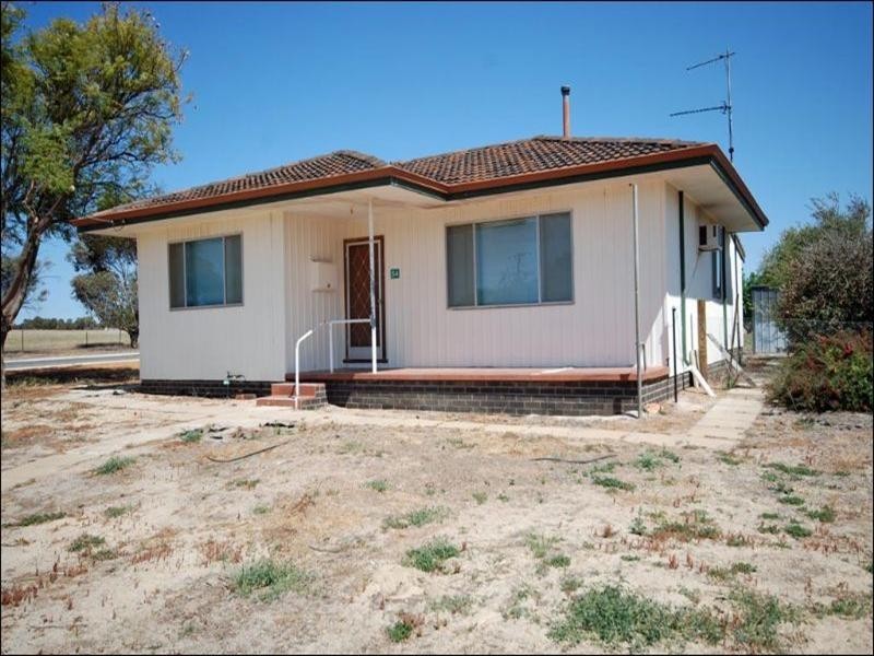 54 Campbell Street, Wickepin WA 6370